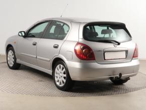 Nissan Almera  1.8 