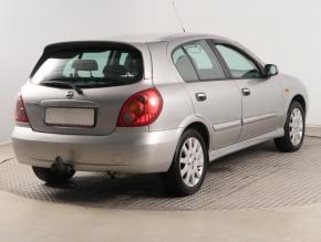 Nissan Almera  1.8 