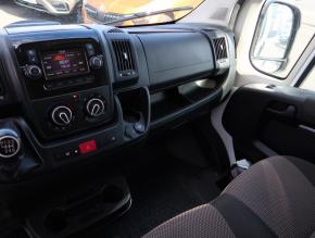 Peugeot Boxer  2.2 BlueHDi . 