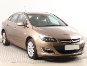 Opel Astra  1.4 T 