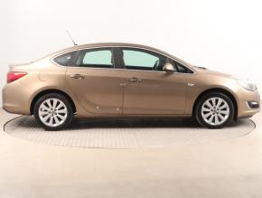 Opel Astra  1.4 T 