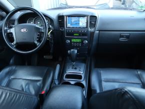 Kia Sorento  2.5 CRDi 