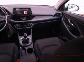 Hyundai i30  1.6 CRDi 