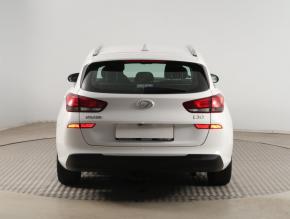 Hyundai i30  1.4 T-GDI 