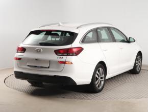 Hyundai i30  1.4 T-GDI 