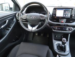 Hyundai i30  1.4 T-GDI 