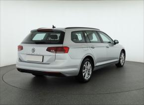 Volkswagen Passat  1.6 TDI Trendline 