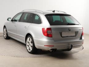 Škoda Superb  2.0 TDI Elegance 