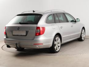 Škoda Superb  2.0 TDI Elegance 