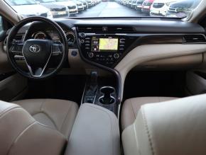 Toyota Camry  2.5 Hybrid Executive 