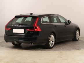 Volvo V90  D4 AWD 