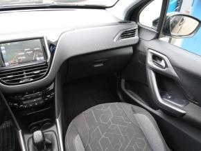 Peugeot 2008  1.2 PureTech 