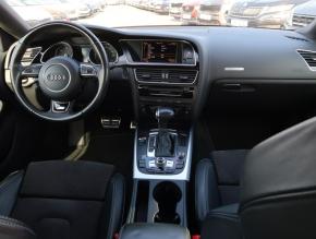 Audi A5  2.0 TDI S-Line 