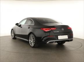 Mercedes-Benz CLA  200 AMG Paket 