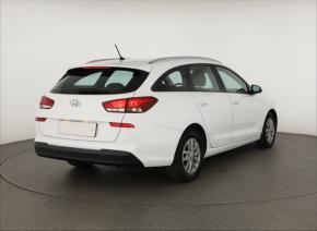 Hyundai i30  1.6 CRDi Trikolor Plus 