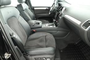 Audi Q7  3.0 TDI S-Line 