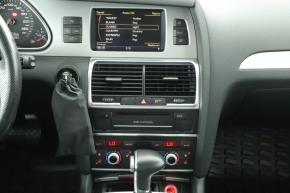 Audi Q7  3.0 TDI S-Line 