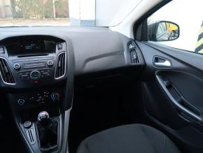 Ford Focus  1.6 i Trend 