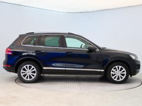 Volkswagen Touareg  3.0 TDI 