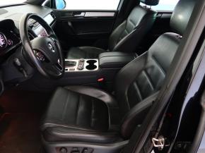 Volkswagen Touareg  3.0 TDI 