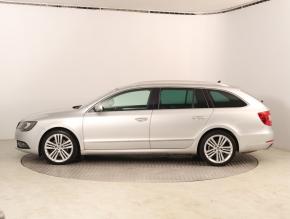 Škoda Superb  2.0 TDI Elegance 