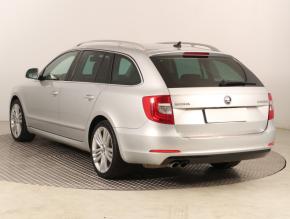 Škoda Superb  2.0 TDI Elegance 