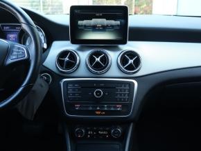 Mercedes-Benz CLA  200 CDI 