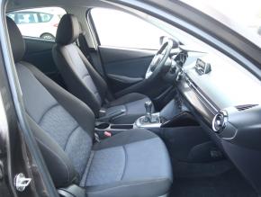 Mazda 2  1.5 16V 