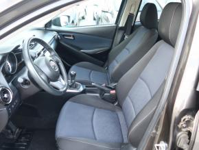 Mazda 2  1.5 16V 