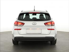 Hyundai i30  1.6 CRDi Trikolor Plus 