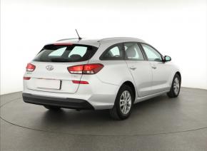 Hyundai i30  1.6 CRDi Trikolor Plus 