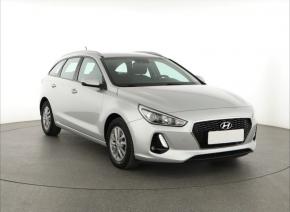 Hyundai i30  1.6 CRDi Trikolor Plus