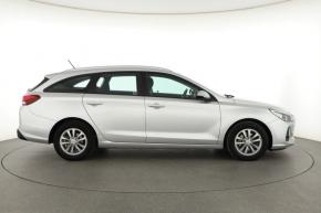 Hyundai i30  1.6 CRDi Trikolor Plus