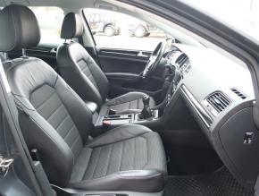 Volkswagen Golf  2.0 TDI 