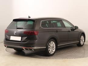 Volkswagen Passat  2.0 TDI R-Line 