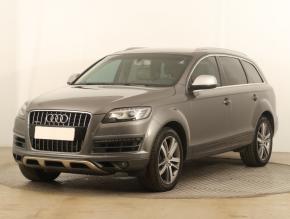 Audi Q7  3.0 TDI 