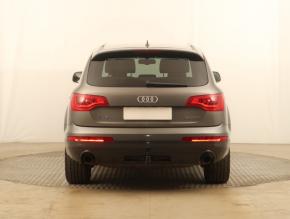 Audi Q7  3.0 TDI 