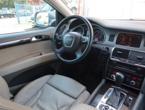 Audi Q7  3.0 TDI 