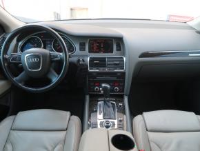 Audi Q7  3.0 TDI 