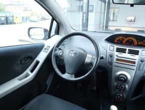 Toyota Yaris  1.0 VVT-i 