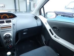 Toyota Yaris  1.0 VVT-i 