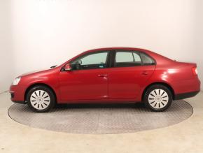 Volkswagen Jetta  1.6 Trendline 