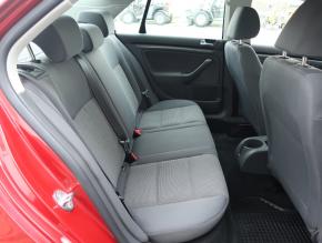 Volkswagen Jetta  1.6 Trendline 