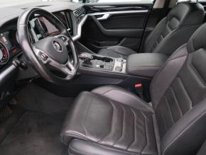 Volkswagen Touareg  3.0 TDI Elegance 