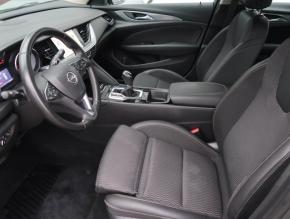 Opel Insignia  2.0 CDTI 