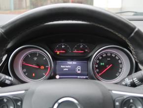 Opel Insignia  2.0 CDTI 