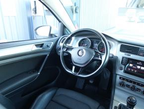 Volkswagen Golf  1.4 TSI 