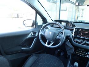 Peugeot 2008  1.2 PureTech 