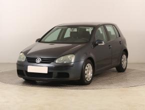 Volkswagen Golf  1.6 FSI 