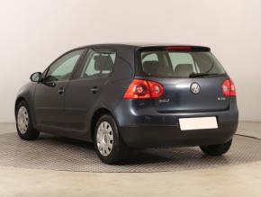 Volkswagen Golf  1.6 FSI 